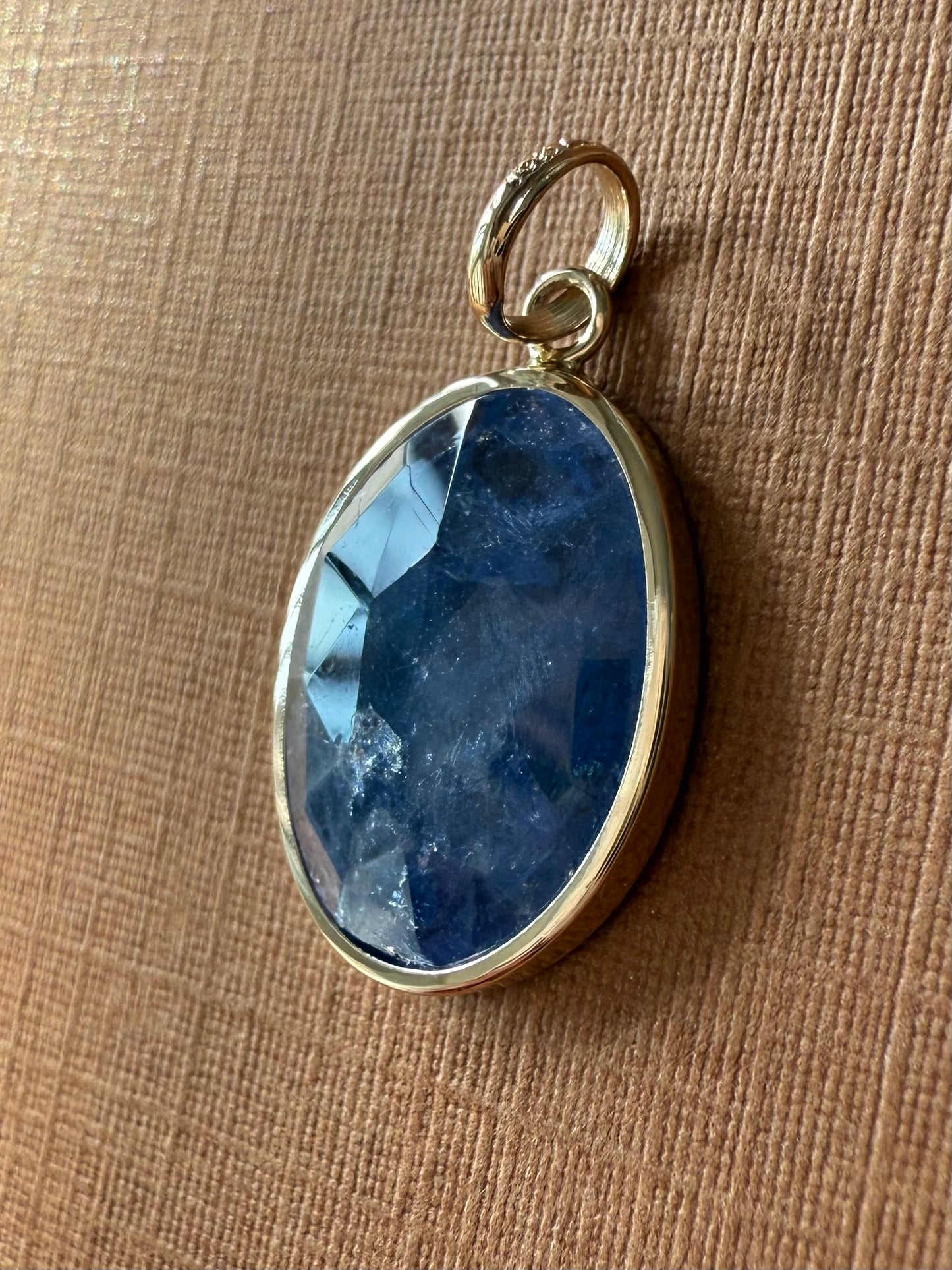 14k Solid Yellow Gold, Blue Tanzanite Pendant, Small Size
