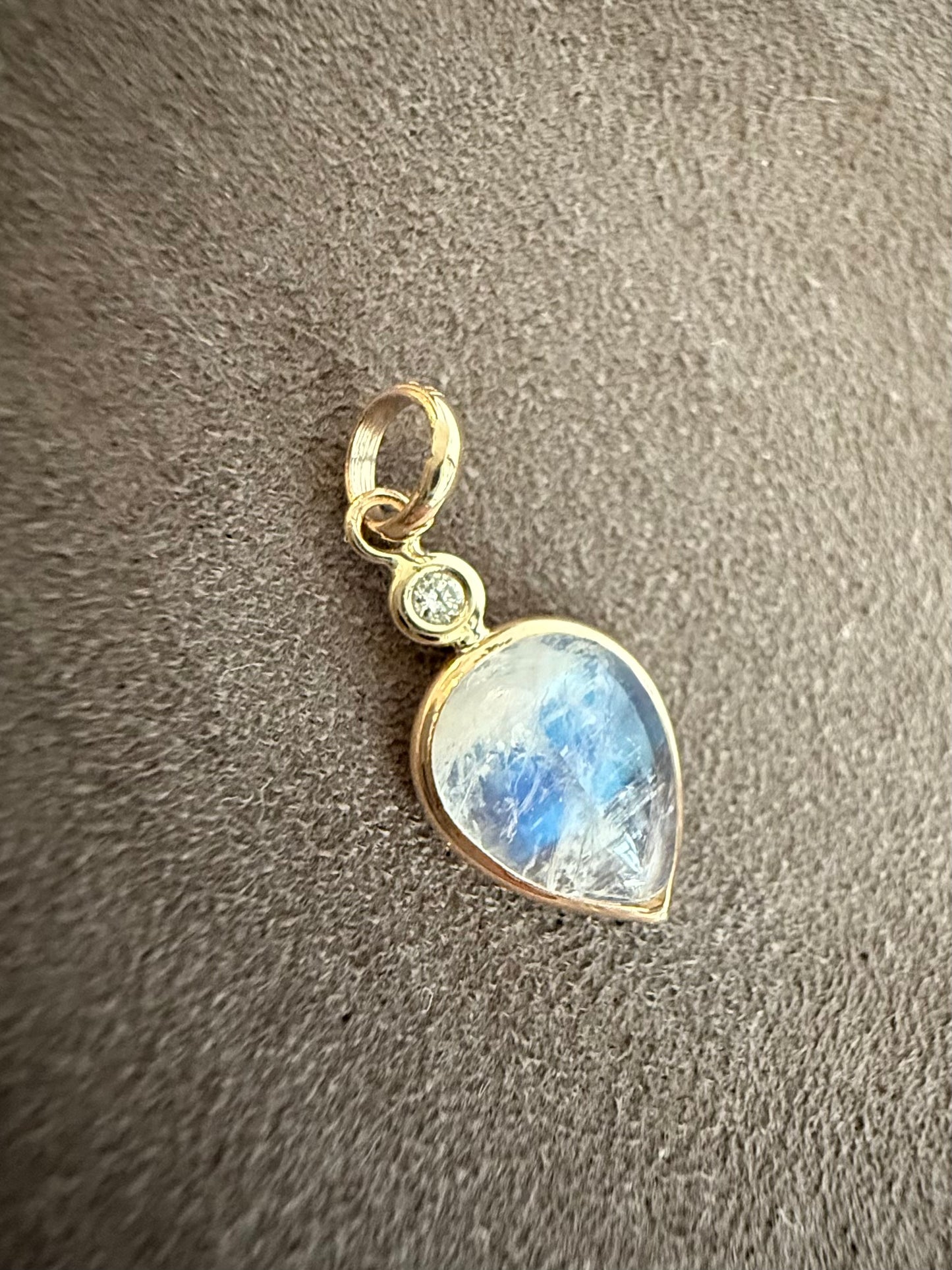 14k Solid Yellow Gold, Diamond, Pear Shaped Blue Rainbow Moonstone Mini Pendant