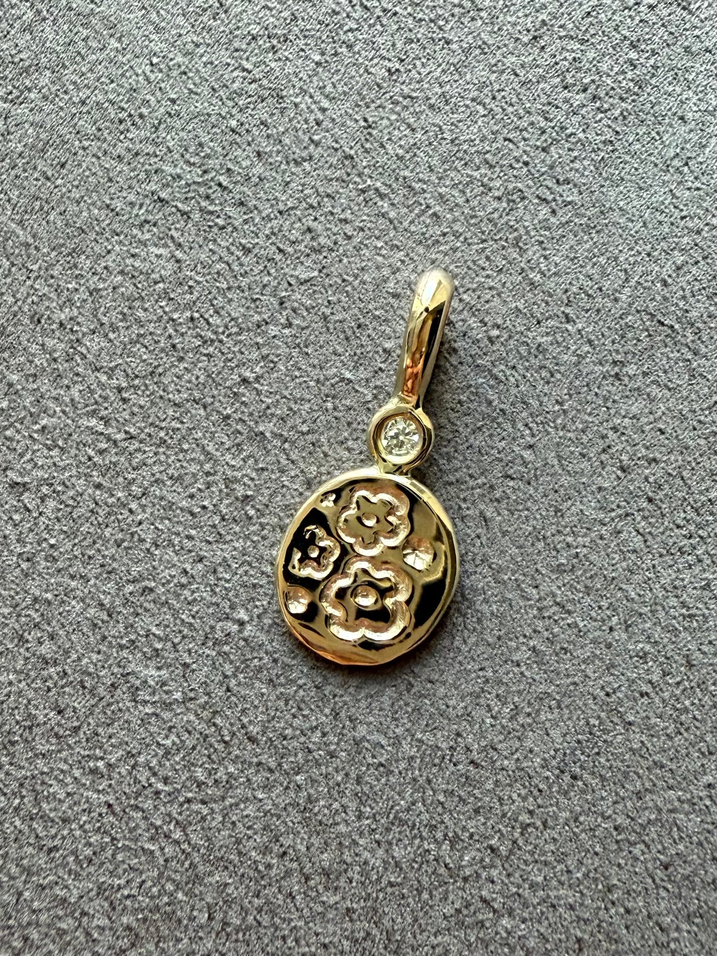 14K Solid Yellow Gold Nugget “Flowers” Mini Pendant, White Diamond, Tiny Charm