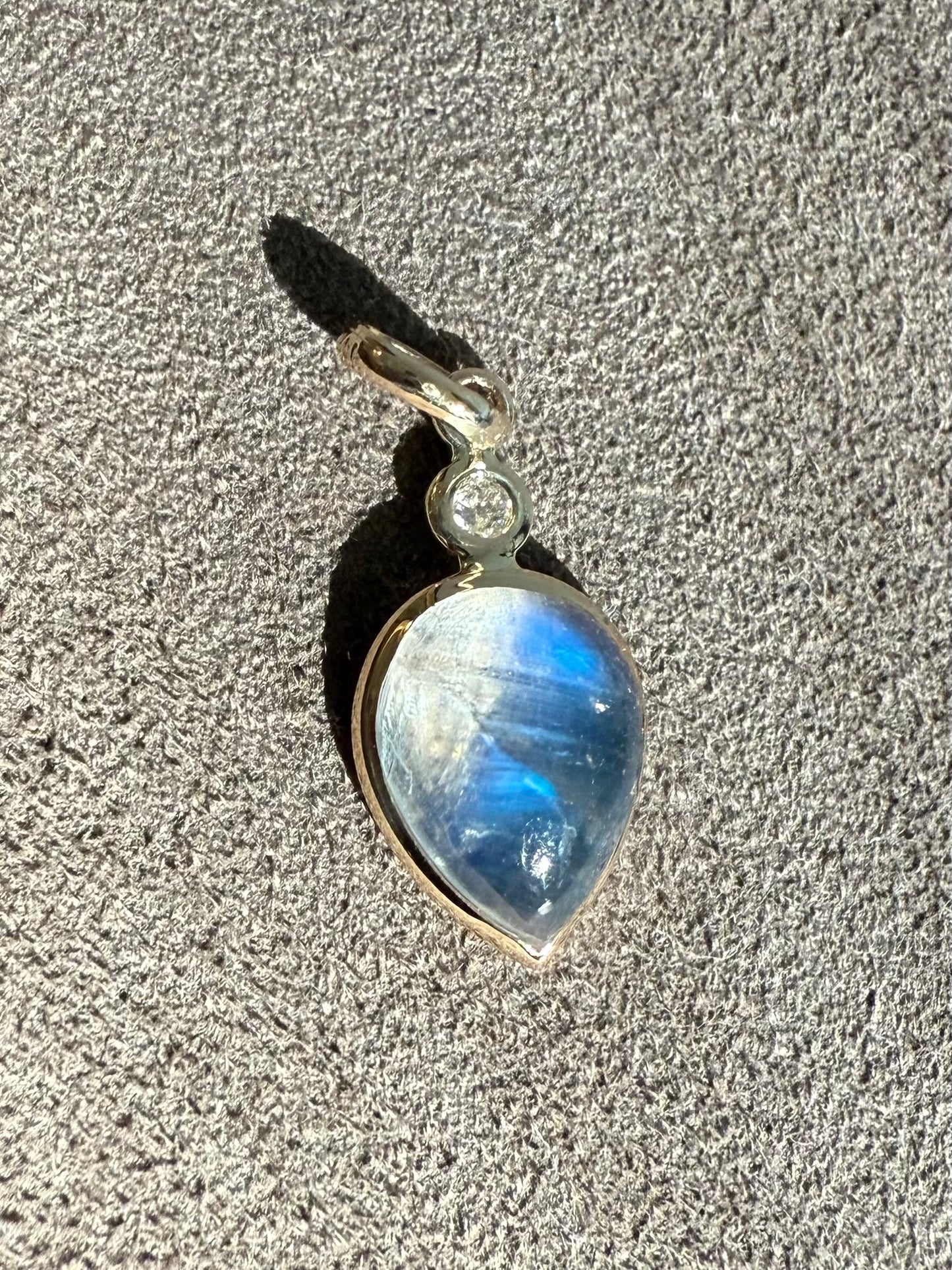 14k Solid Yellow Gold, Diamond, Pear Shaped Blue Rainbow Moonstone Mini Pendant