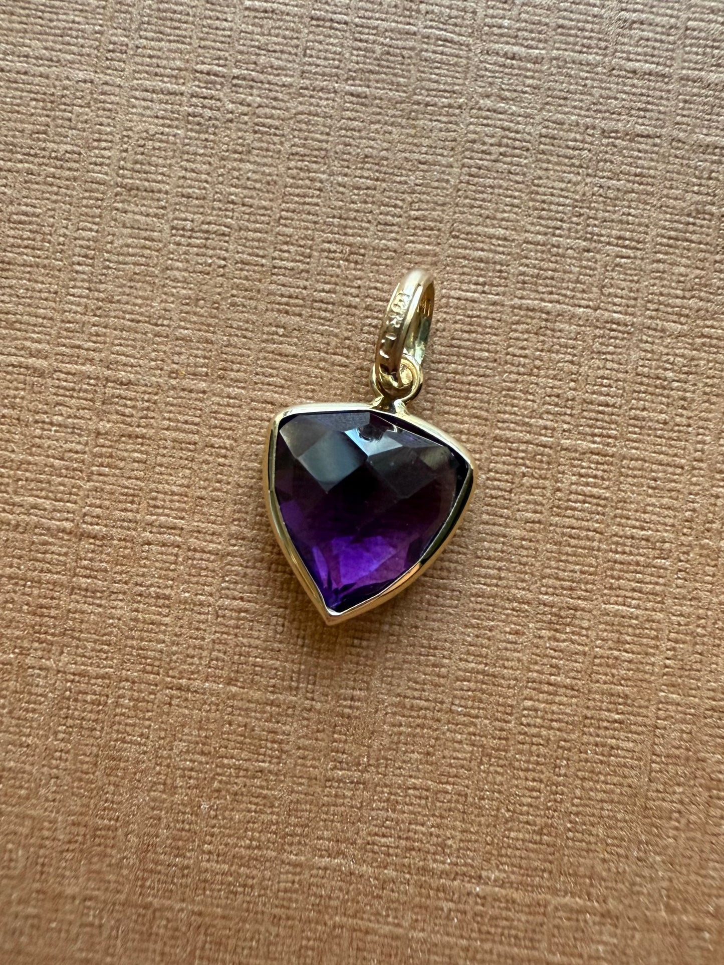 14k Solid Yellow Gold, Purple Amethyst Trillium Mini Pendant