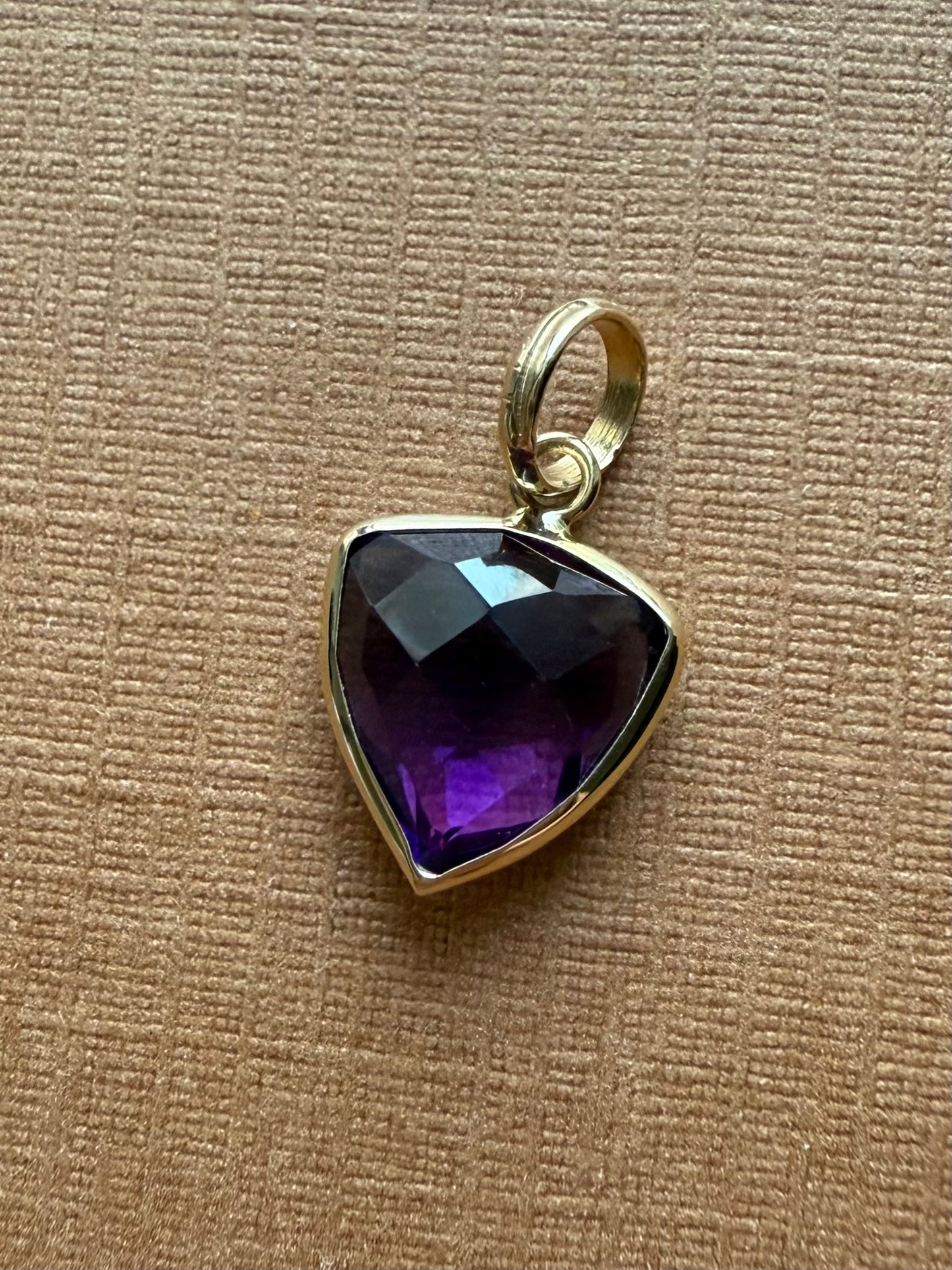 14k Solid Yellow Gold, Purple Amethyst Trillium Mini Pendant