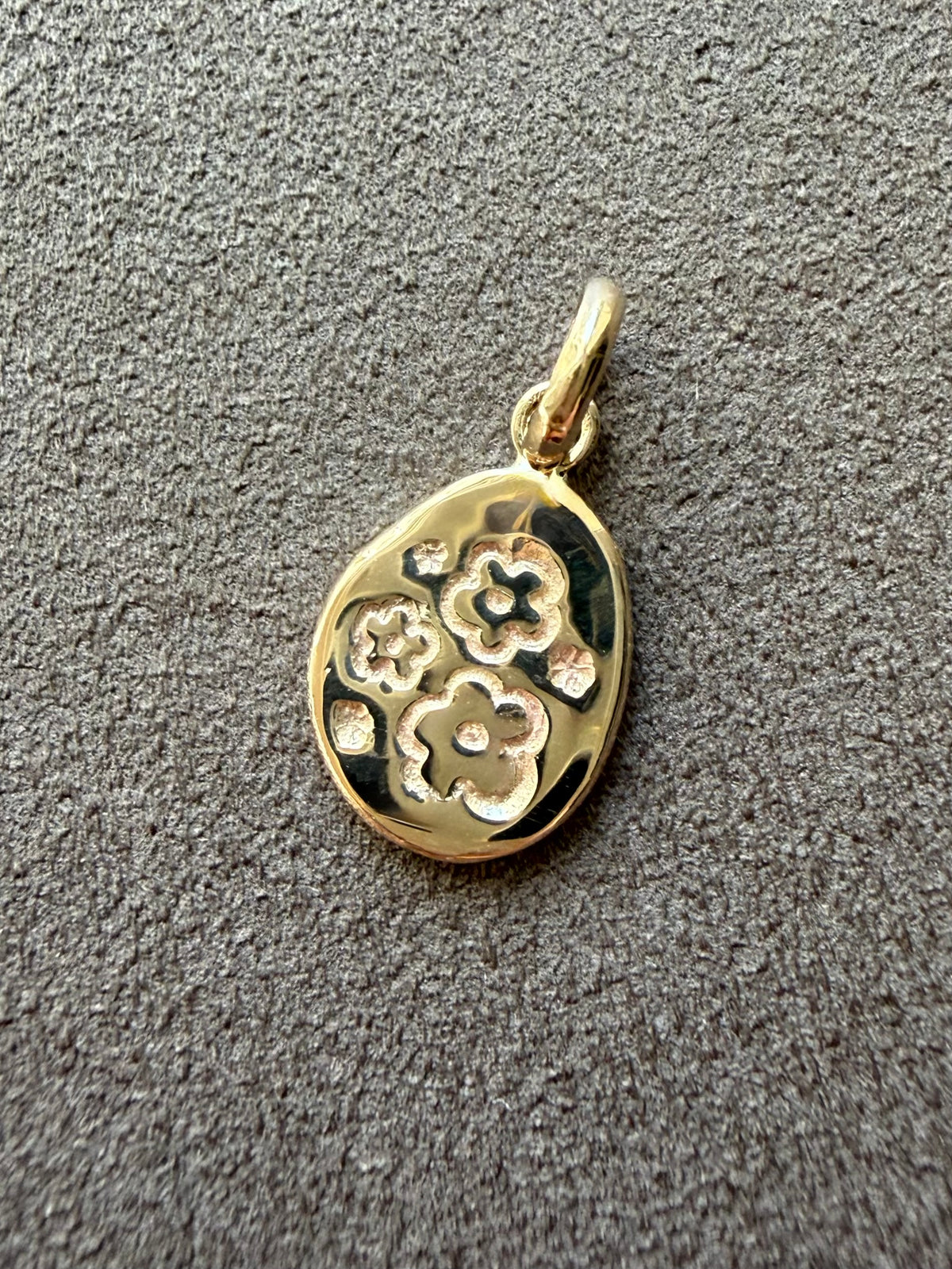 10k Solid Yellow Gold Nugget “Flowers” Mini Pendant, Tiny Charm