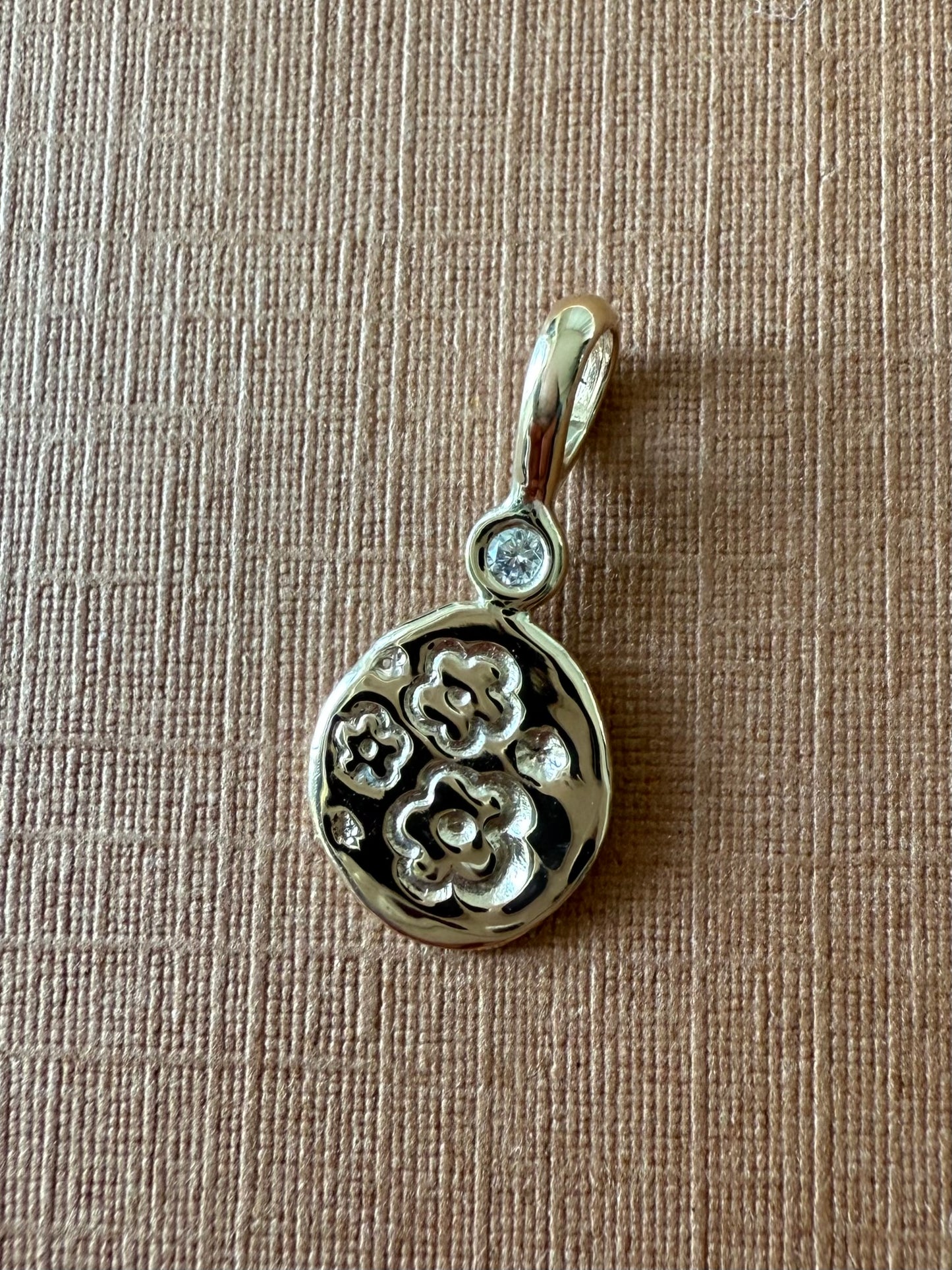 14K Solid Yellow Gold Nugget “Flowers” Mini Pendant, White Diamond, Tiny Charm