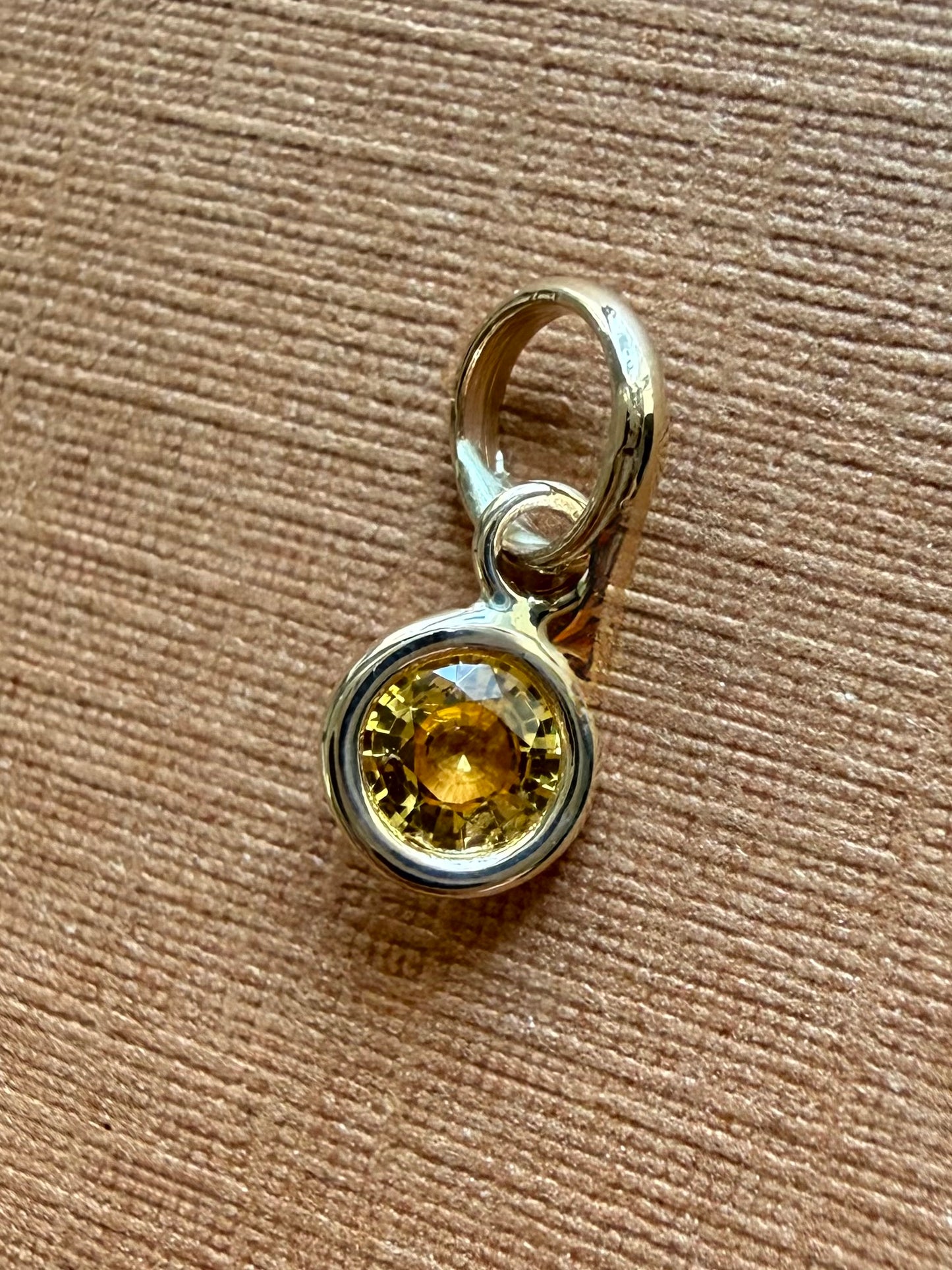 14k Solid Yellow Gold, Yellow Sapphire Tiny Charm, 0.15ct, Accent Pendant